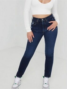 Dark Blue Levi’s Skinny High-Waist Women’s Jeans